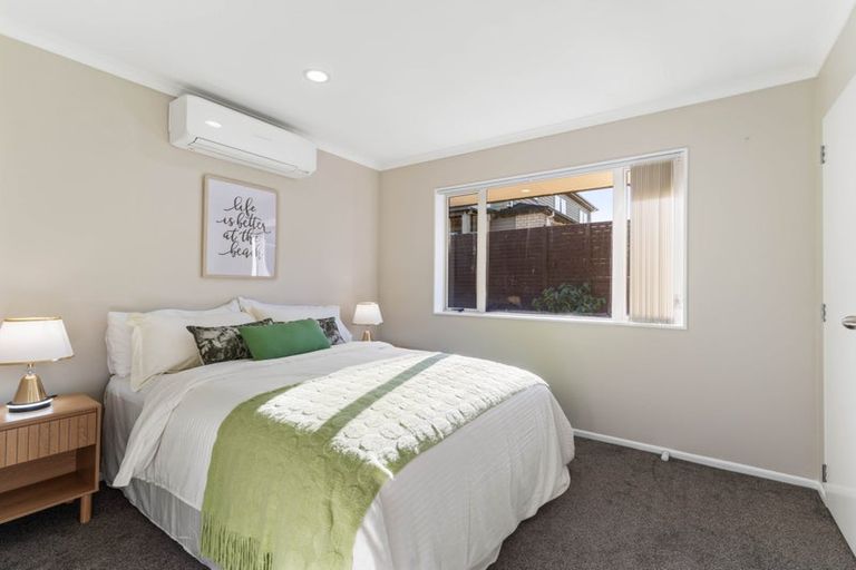 Photo of property in 24 Goh Place, Manurewa, Auckland, 2105