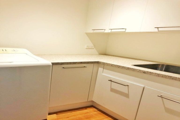 Photo of property in 18 Dorset Street, Picton, 7220