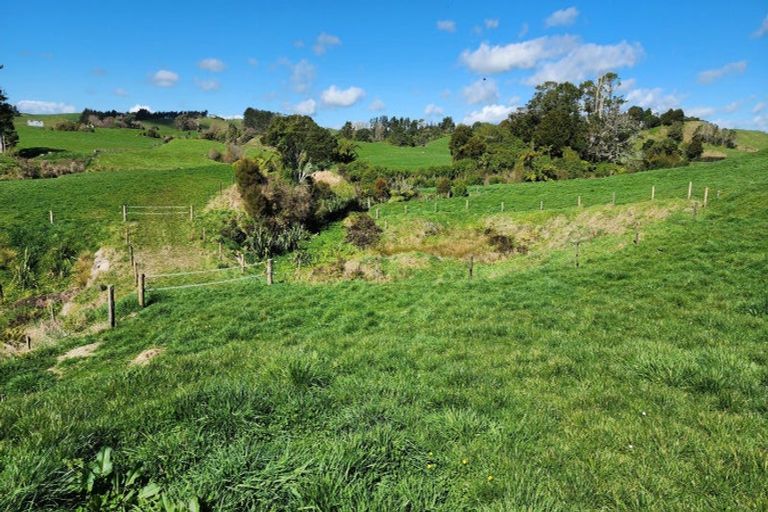 Photo of property in 868 Upland Road, Egmont Village, New Plymouth, 4372