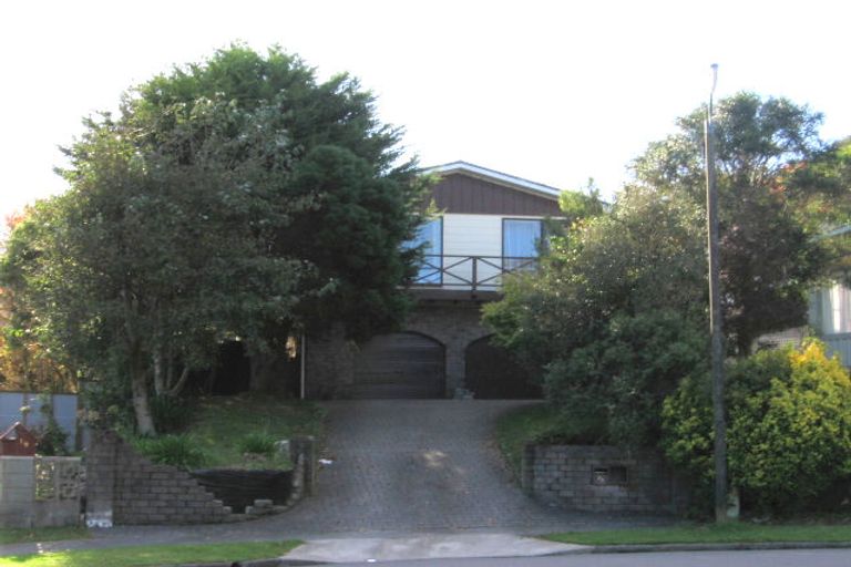 Photo of property in 21 Mitimiti Grove, Wainuiomata, Lower Hutt, 5014