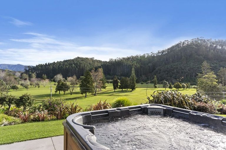 Photo of property in 19 Titoki Lane, Whangamata, 3691