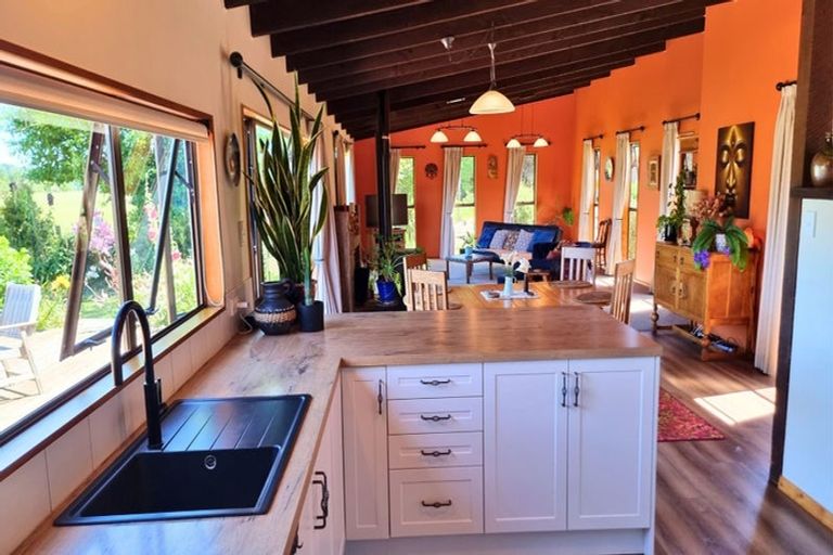 Photo of property in 246 East Takaka Road, East Takaka, Takaka, 7183