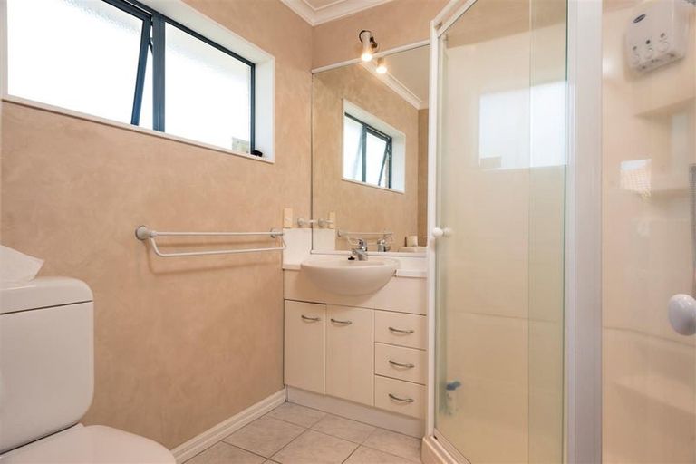 Photo of property in 11 Fahey Avenue, Mount Maunganui, 3116