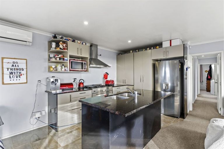 Photo of property in 53 Cape Hill Road, Pukekohe, 2120