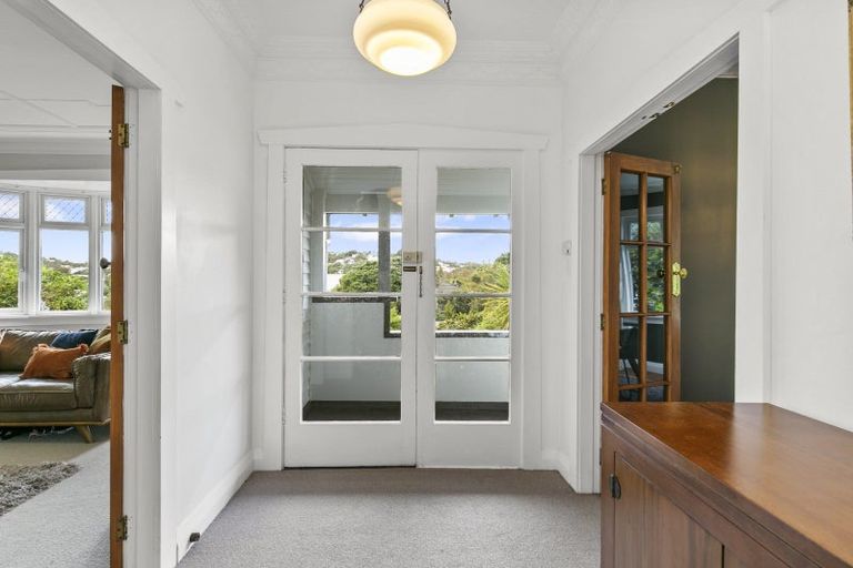 Photo of property in 30 Izard Road, Khandallah, Wellington, 6035