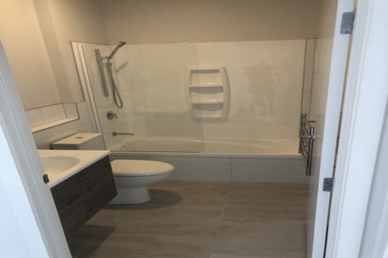 Photo of property in 22 Ceramic Lane, New Lynn, Auckland, 0600