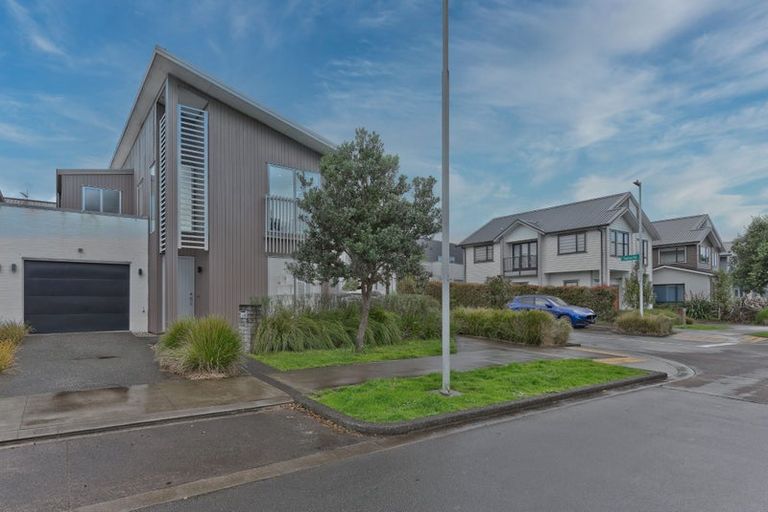 Photo of property in 30 Bomb Point Drive, Hobsonville, Auckland, 0616