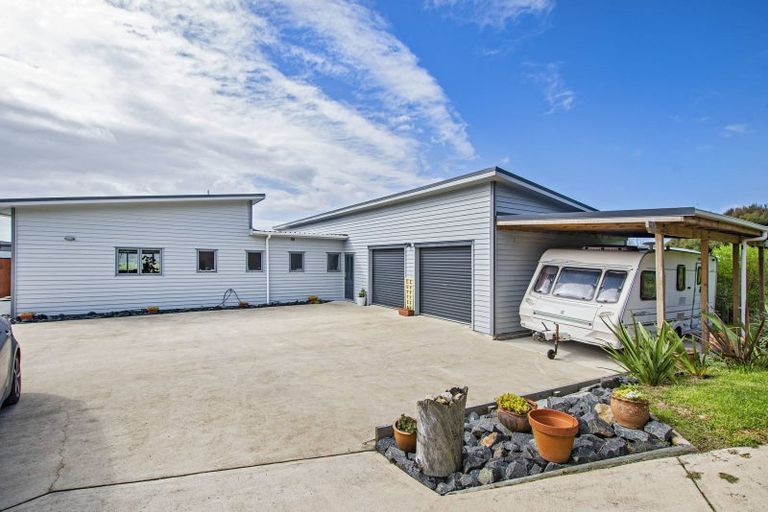 Photo of property in 21 Finlayson Road, Matarau, Whangarei, 0176