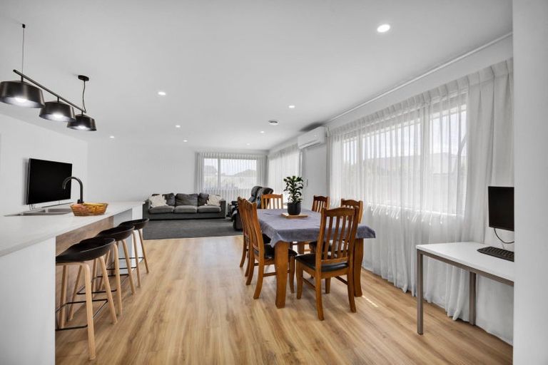 Photo of property in 35 County Drive, Hawera, 4610