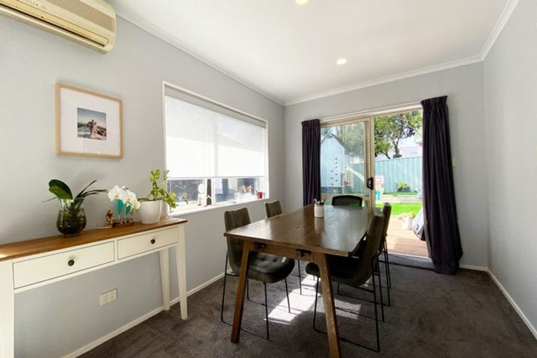 Photo of property in 7 Campile Close, East Tamaki, Auckland, 2016