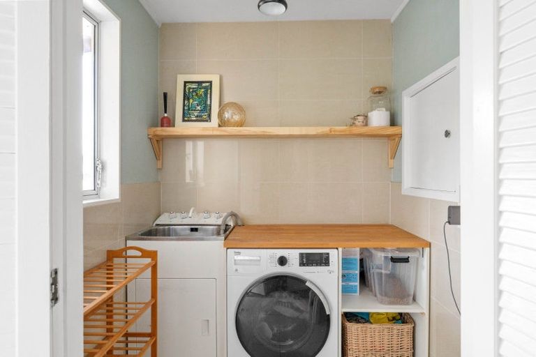 Photo of property in 97 Richmond Avenue, Richmond Heights, Taupo, 3330