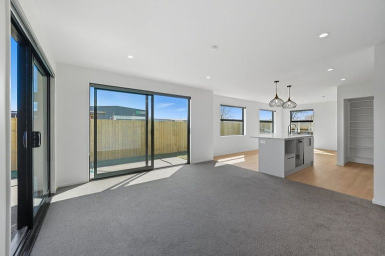 Photo of property in 89 Bill Hammond Drive, Belfast, 8051