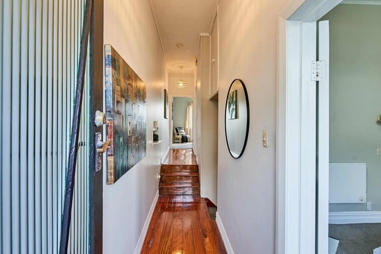 Photo of property in 6 Gordon Street, Newtown, Wellington, 6021