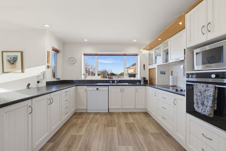 Photo of property in 23 Enverton Drive, Rangiora, 7400