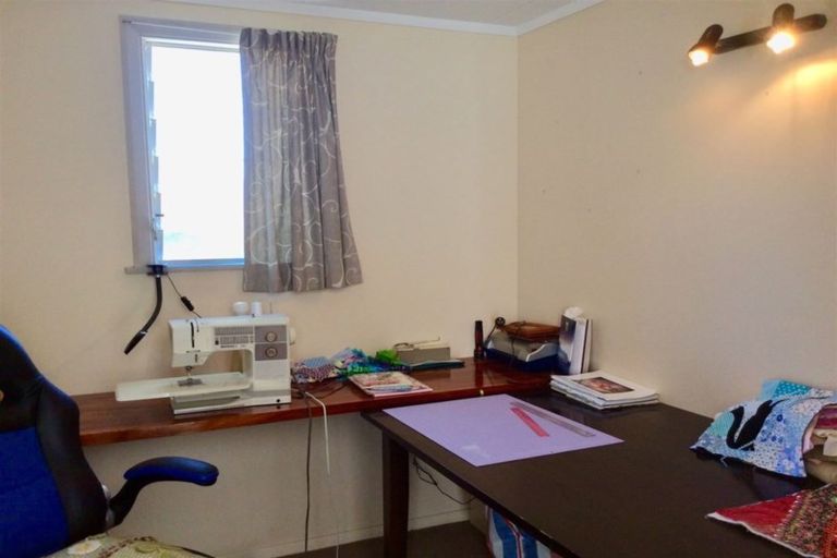 Photo of property in 8 Goldfinch Street, Taihape, 4720