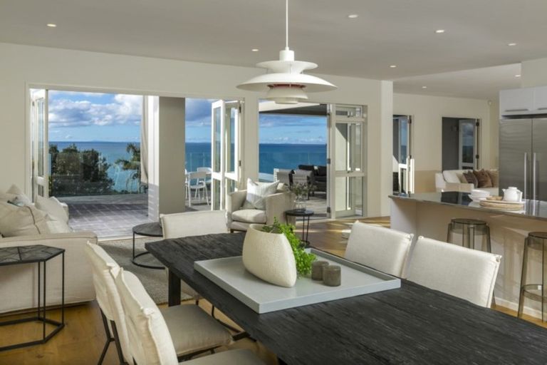 Photo of property in 196 Vipond Road, Stanmore Bay, Whangaparaoa, 0932