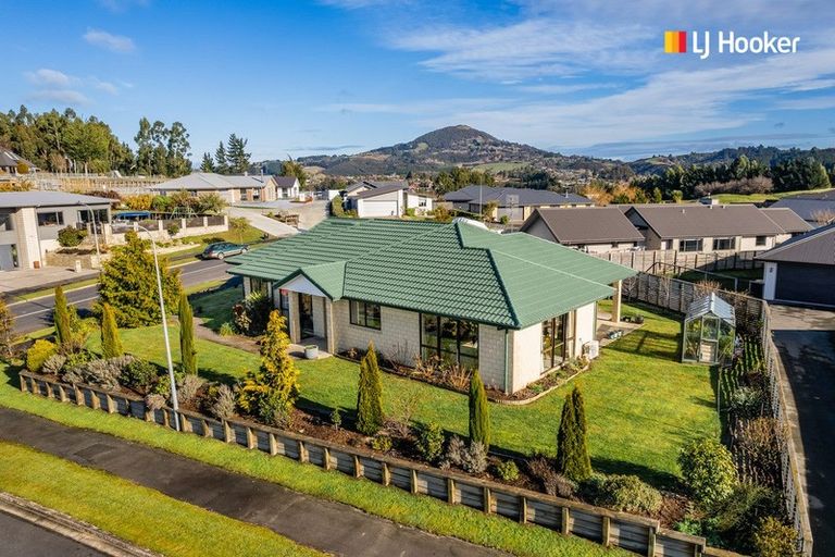 Photo of property in 35 Severn Street, Green Island, Dunedin, 9018