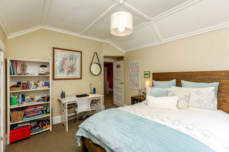 Photo of property in 8 Dorset Avenue, Westown, New Plymouth, 4310