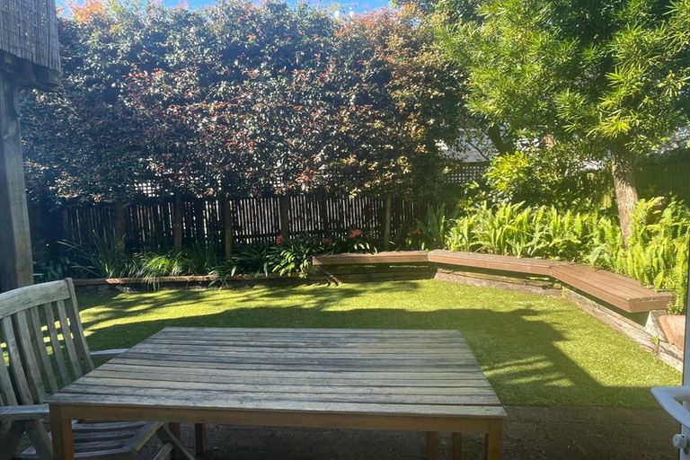 Photo of property in 1a Bridgewater Road, Parnell, Auckland, 1052