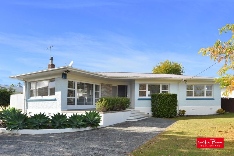 Photo of property in 129 Onerahi Road, Onerahi, Whangarei, 0110