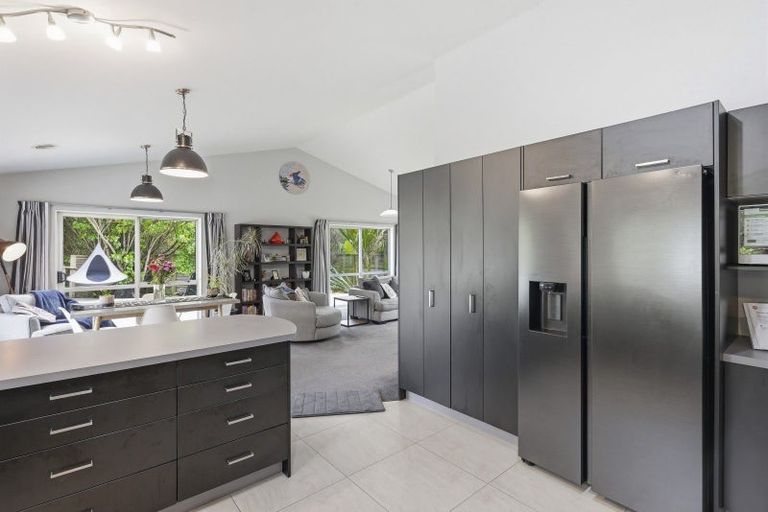 Photo of property in 132 Maui Pomare Road, Nikau Valley, Paraparaumu, 5032