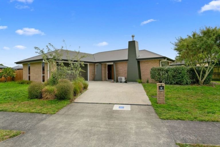 Photo of property in 16 Jasmine Place, Cambridge, 3434