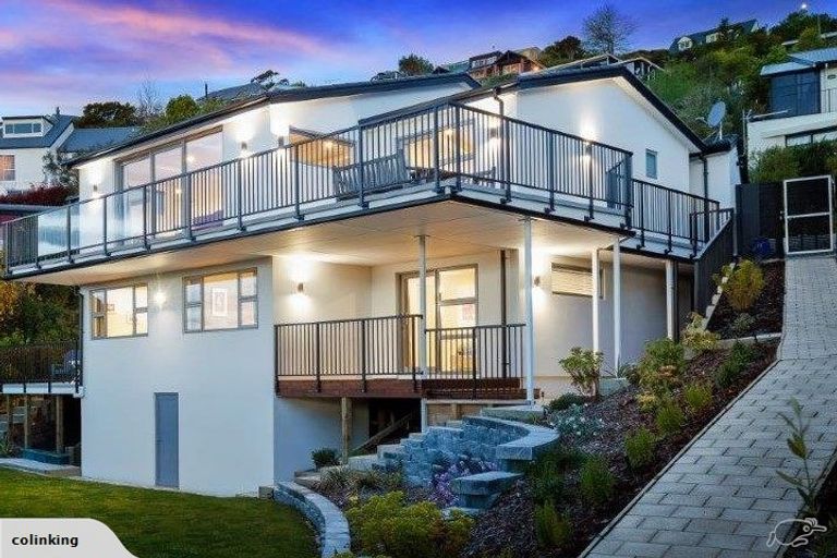 Photo of property in 28 Woodlau Rise, Huntsbury, Christchurch, 8022