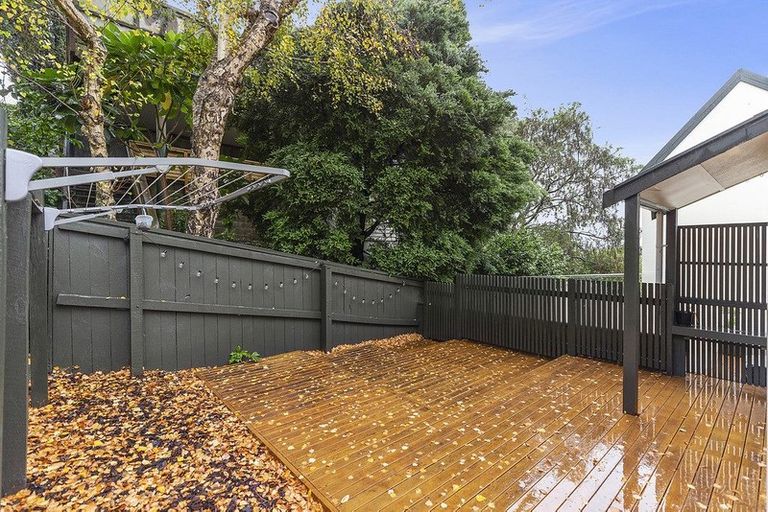 Photo of property in 9/12 Vallance Street, Kilbirnie, Wellington, 6022