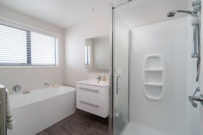 Photo of property in 48 Huka Heights Drive, Rangatira Park, Taupo, 3330