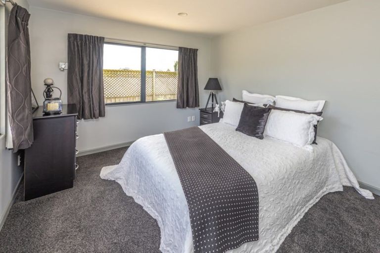 Photo of property in 43 Kakaho Drive, Tawhero, Whanganui, 4501