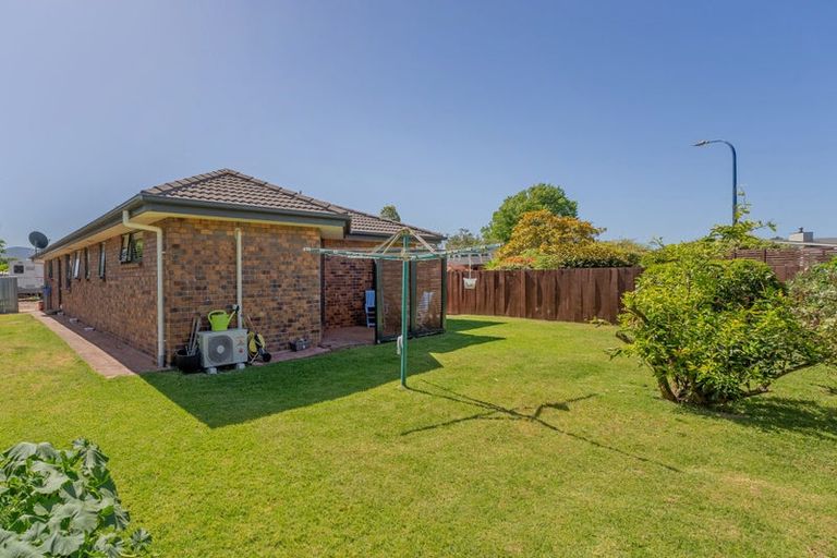 Photo of property in 16 Cobham Lane, Whitianga, 3510