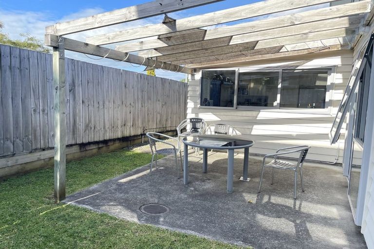 Photo of property in 57 Wellington Street, Howick, Auckland, 2014