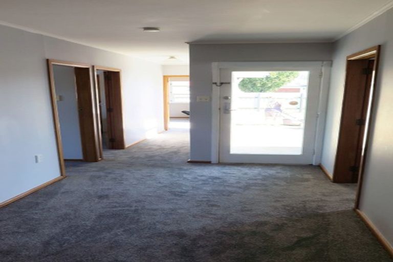 Photo of property in 1/182 Gloucester Street, Taradale, Napier, 4112