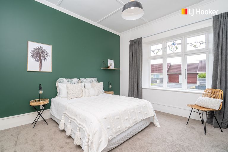 Photo of property in 65 Hargest Crescent, Saint Kilda, Dunedin, 9012