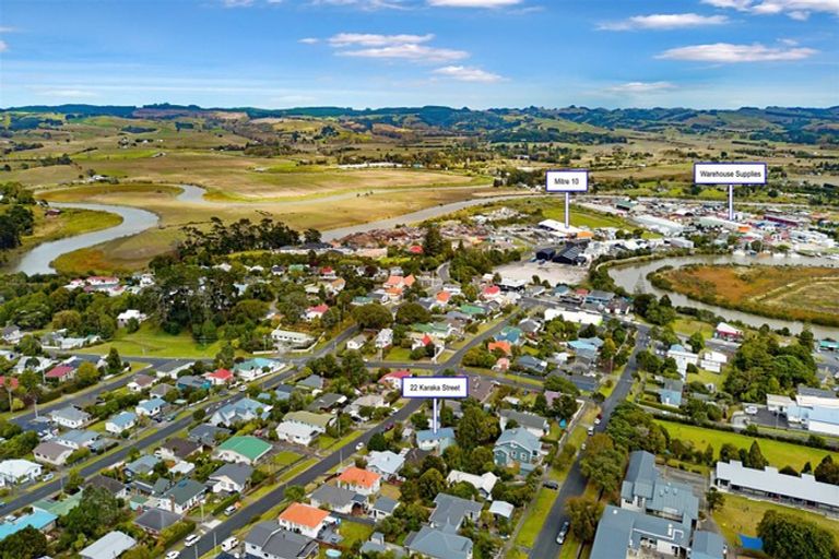 Photo of property in 22 Karaka Street, Helensville, 0800