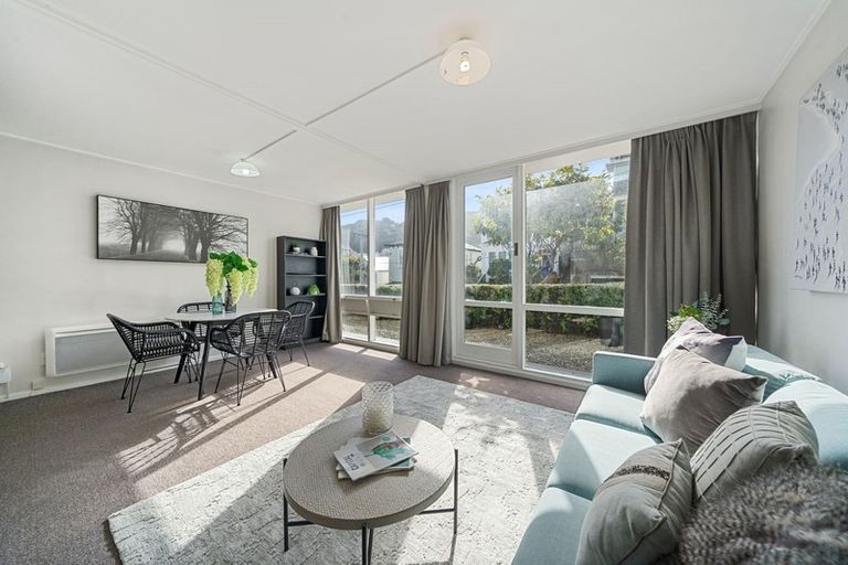Photo of property in Embassy Court, 72 Brougham Street, Mount Victoria, Wellington, 6011