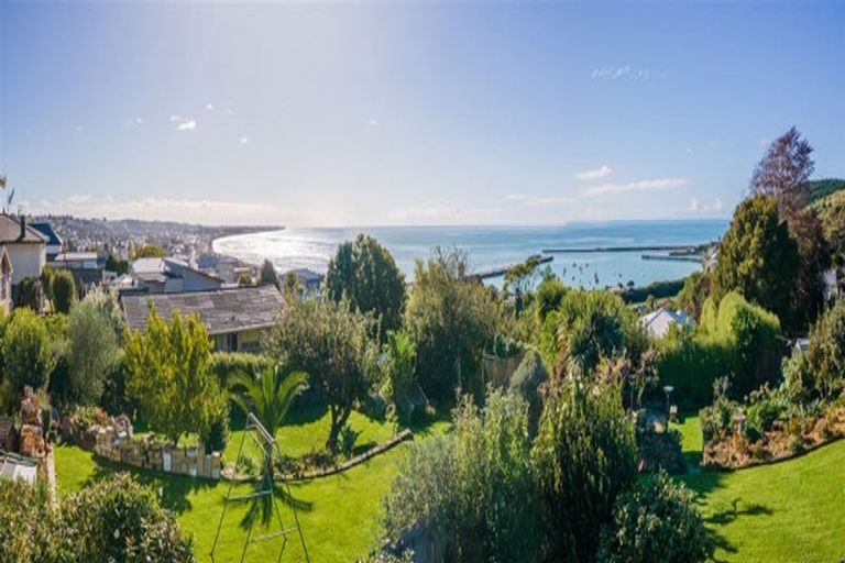 Photo of property in 51 Wharfe Street, South Hill, Oamaru, 9400