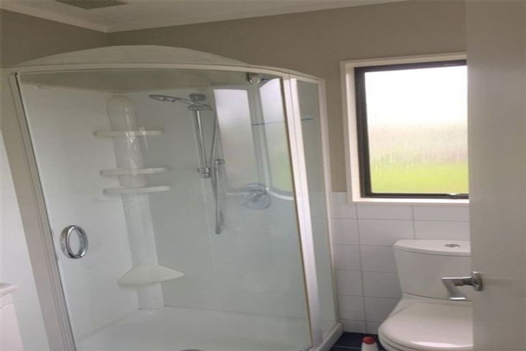 Photo of property in 6 Maywood Grove, Churton Park, Wellington, 6037