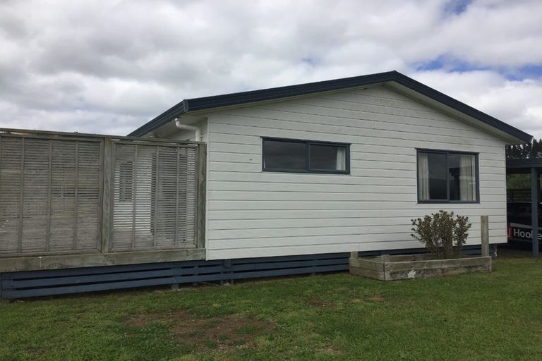 Photo of property in 191c Chamberlain Road, Bombay, 2675