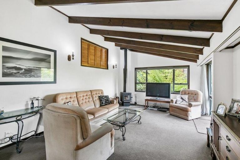 Photo of property in 9 Menear Lane, Hillcrest, Auckland, 0627