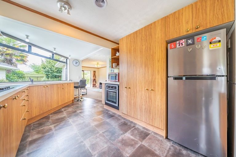 Photo of property in 3 Amber Grove, Birchville, Upper Hutt, 5018