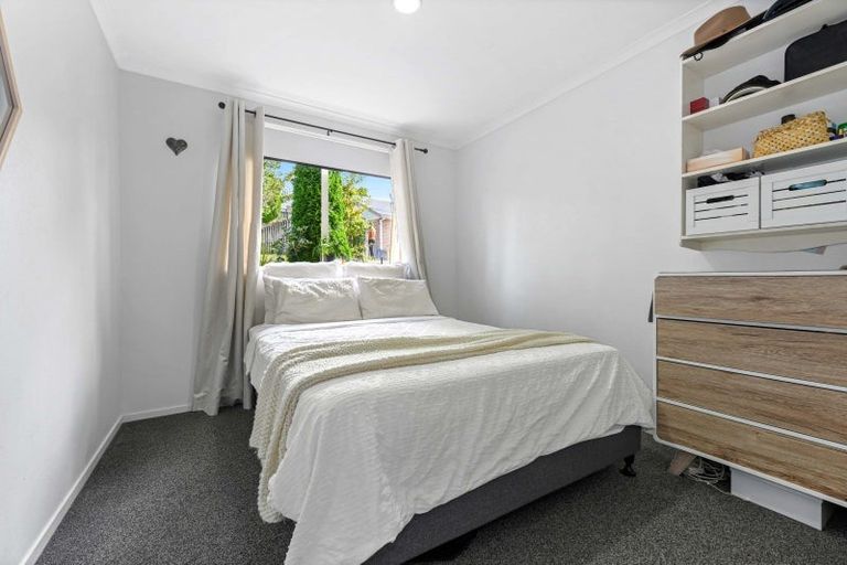 Photo of property in 25 Pointon Glade, Grandview Heights, Hamilton, 3200