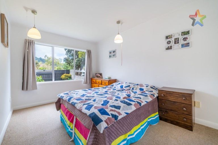 Photo of property in 18 Kauri Street, Eastbourne, Lower Hutt, 5013