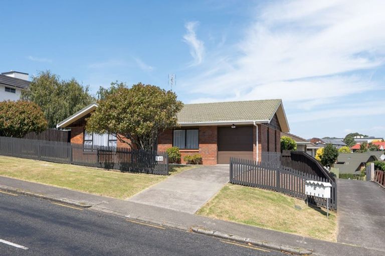 Photo of property in 1/50 Wellington Street, Howick, Auckland, 2014