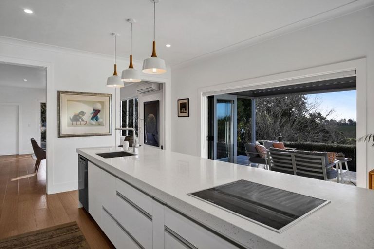 Photo of property in 561 Frankley Road, Hurworth, New Plymouth, 4371