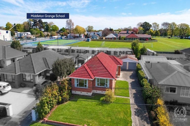 Photo of property in 22 Renfrew Street, Upper Riccarton, Christchurch, 8041