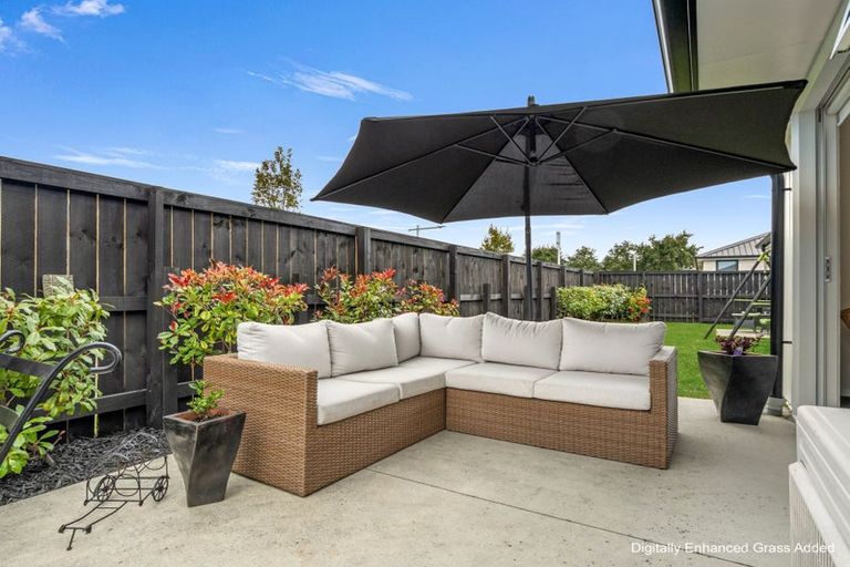 Photo of property in 12 Fontana Street, Papamoa, 3118