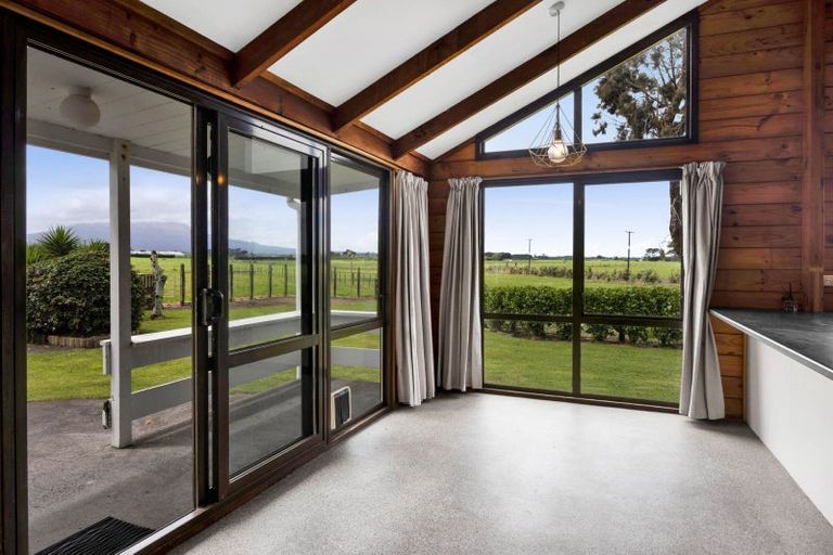 Photo of property in 369 Patiki Road, Pihama, Opunake, 4682