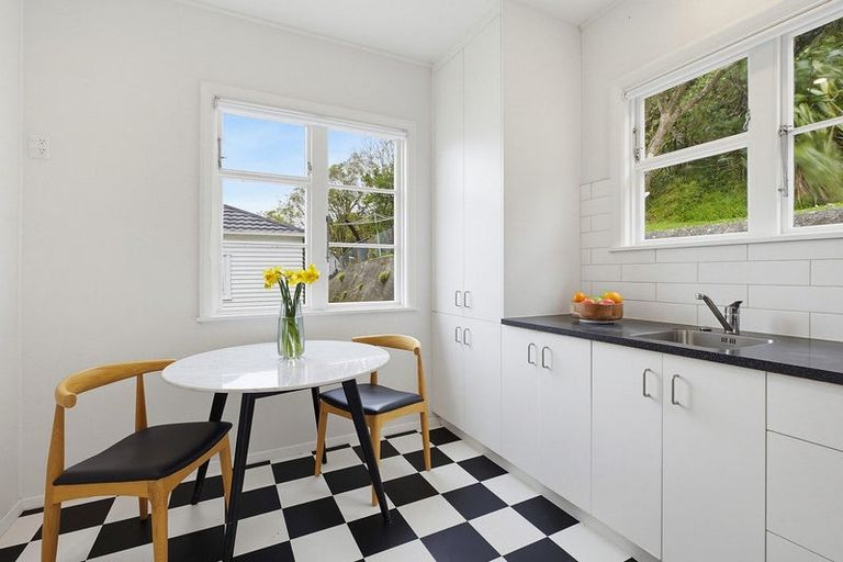 Photo of property in 28 Gloucester Street, Wilton, Wellington, 6012
