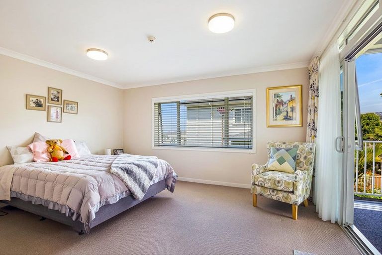Photo of property in 80 Landmark Terrace, Orewa, 0931